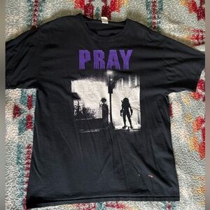 The Exorcist / Prey crossover shirt size large